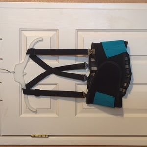 Sturdy back brace